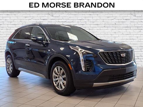 Used 2021 Cadillac XT4 Premium Luxury w/ Driver Awareness Package image 6