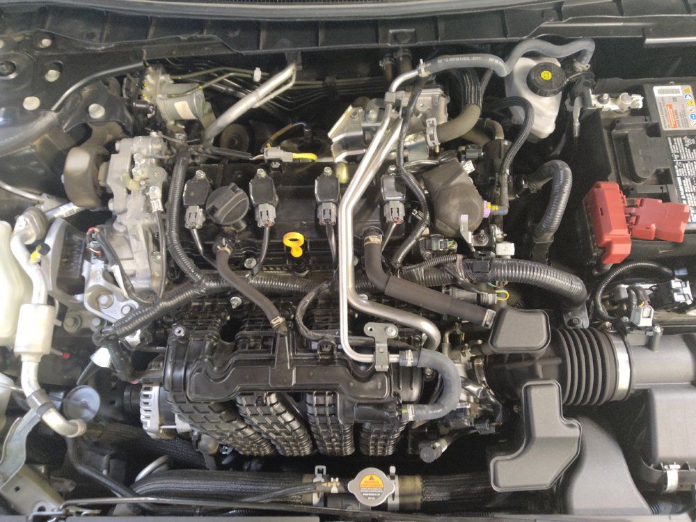 Used 2025 Nissan Altima 2.5 SV FWD image 30