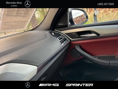 Used 2025 BMW X4 xDrive30i w/ Premium Package image 23