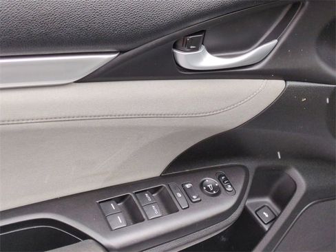 Used 2019 Honda Civic EX image 23
