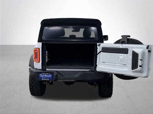 Used 2022 Ford Bronco Outer Banks w/ Sasquatch Package AWD/4WD image 12