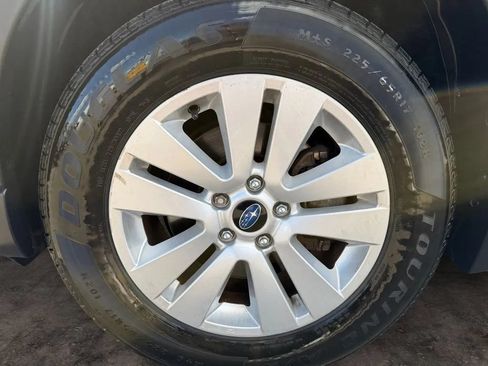 Used 2017 Subaru Outback 2.5i Premium AWD/4WD image 9