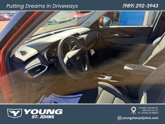 Certified 2022 Chevrolet TrailBlazer LT w/ Driver Confidence Package AWD/4WD image 16