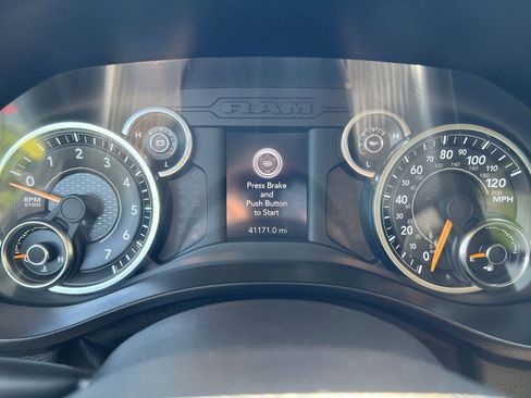 Used 2019 RAM 1500 Big Horn image 15