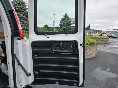 Used 2023 Chevrolet Express 2500 w/ Driver Convenience Package image 18