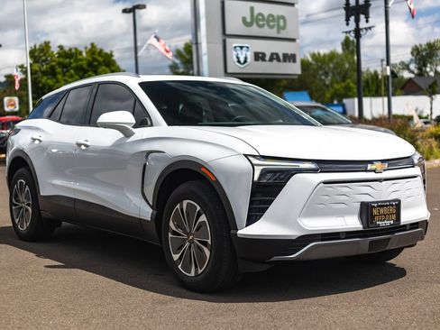 Used 2024 Chevrolet Blazer EV LT AWD/4WD image 6