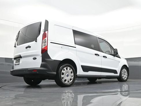 Used 2019 Ford Transit Connect XL FWD image 29