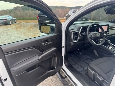 Used 2024 GMC Canyon Elevation image 11