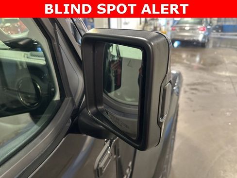 Used 2021 Jeep Gladiator Overland image 37