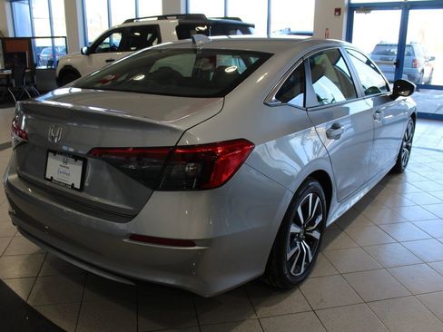 Certified 2023 Honda Civic EX image 5