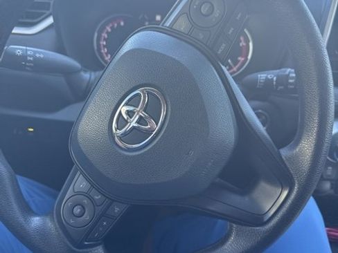 Used 2023 Toyota RAV4 XLE image 10