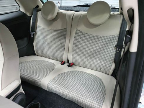 Used 2017 FIAT 500 Pop FWD image 18