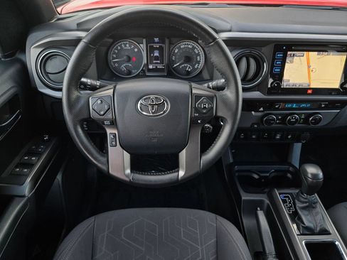 Certified 2016 Toyota Tacoma TRD Sport RWD image 11