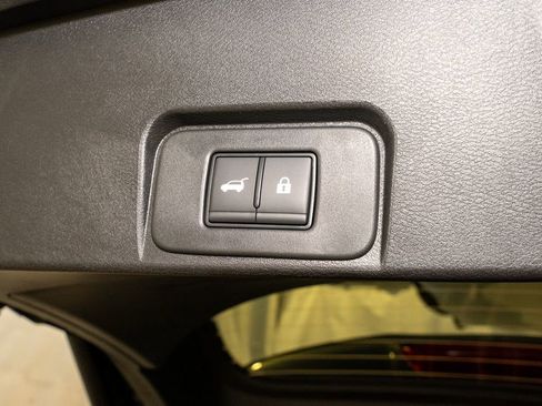 New 2026 Nissan Rogue SV image 7