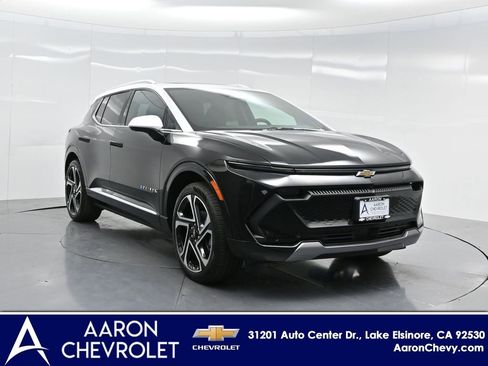 New 2025 Chevrolet Equinox EV LT image 50