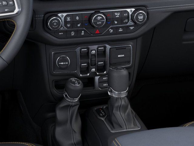 New 2026 Jeep Wrangler Unlimited Sahara AWD/4WD image 31