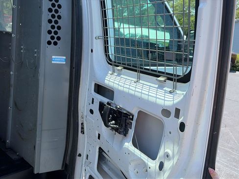 Used 2013 Chevrolet Express 2500 w/ Cold Climate Package RWD image 14