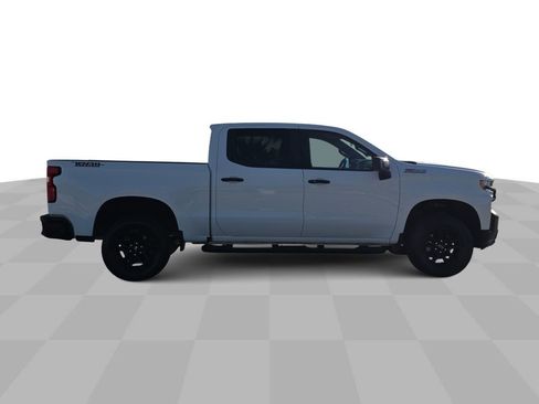 Used 2021 Chevrolet Silverado 1500 LT Trail Boss w/ Bed Protection Package image 9