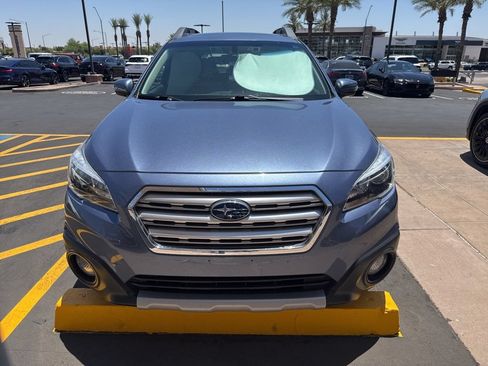 Used 2017 Subaru Outback 2.5i Limited AWD/4WD image 2