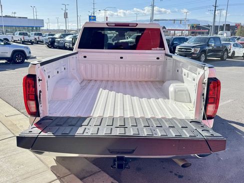 Used 2024 GMC Sierra 2500 SLE image 12