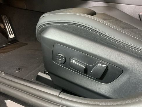 New 2026 BMW 530i w/ M Sport Package RWD image 24