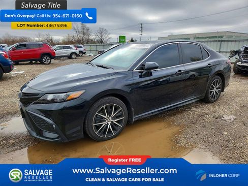 Used 2022 Toyota Camry SE w/ Cold Weather Package FWD image 1