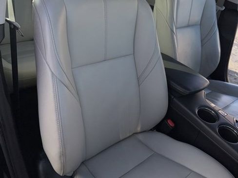 Used 2018 Toyota Avalon XLE Premium image 22