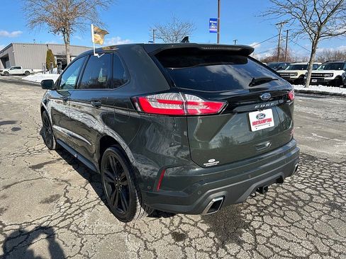 Certified 2022 Ford Edge ST w/ Equipment Group 401A image 6