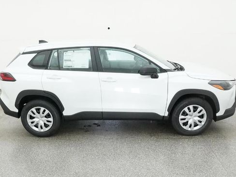 New 2026 Toyota Corolla Cross L image 11