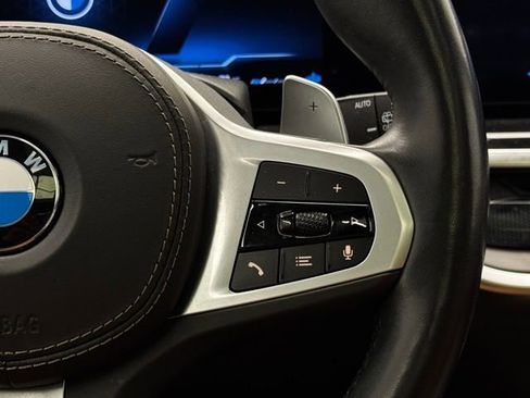 Used 2023 BMW X7 xDrive40i w/ Executive Package image 37