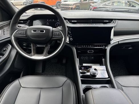 New 2026 Jeep Grand Cherokee L Limited AWD/4WD image 23