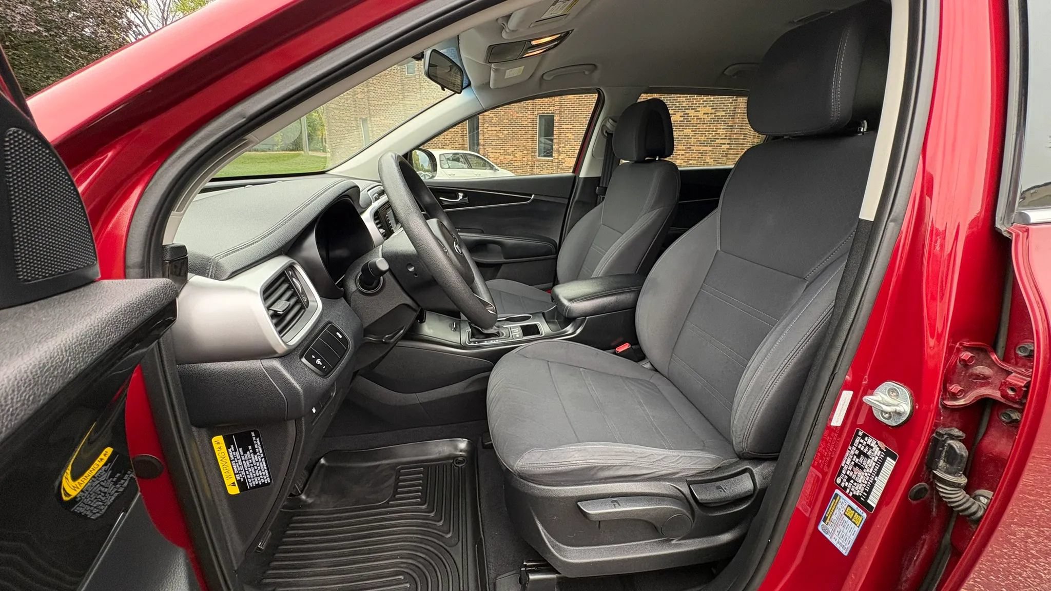 Used 2017 Kia Sorento AWD image 27