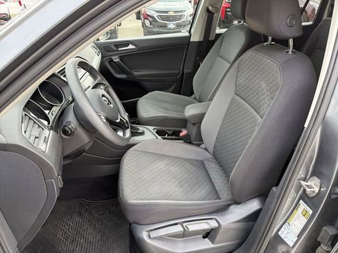Used 2021 Volkswagen Tiguan S image 13