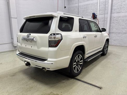 Used 2022 Toyota 4Runner Limited AWD/4WD image 3