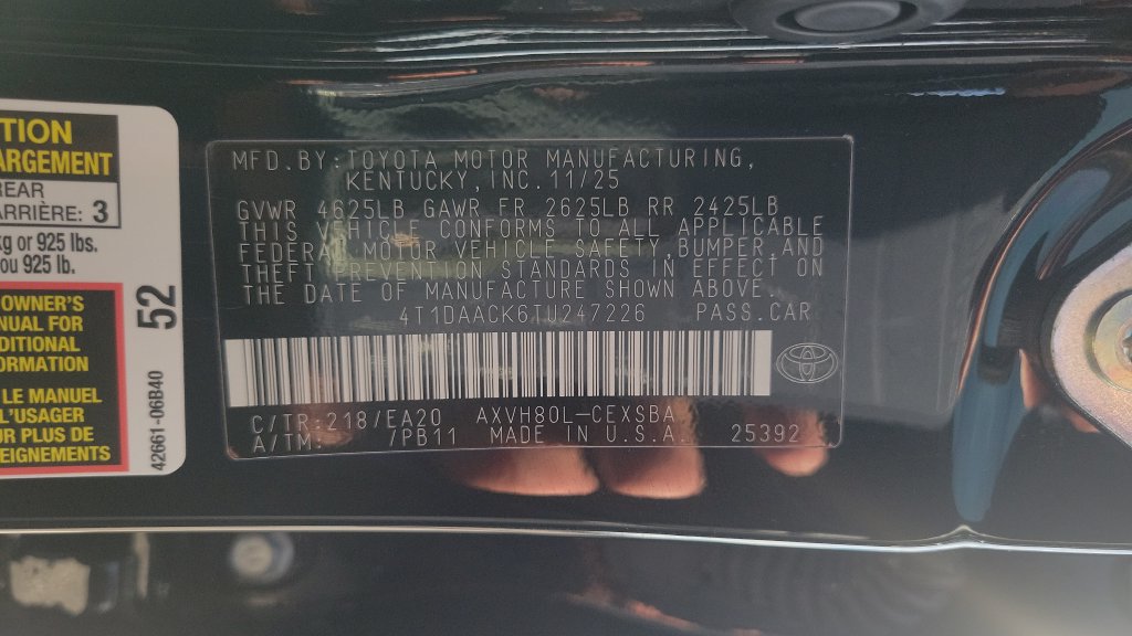 Used 2026 Toyota Camry SE FWD image 27