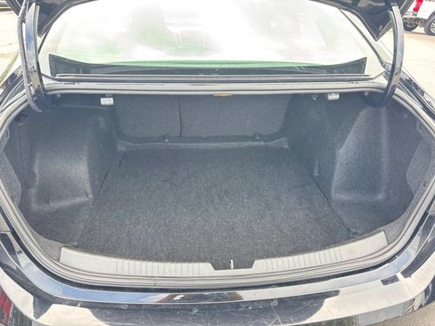 Used 2024 Chevrolet Malibu LT FWD image 17