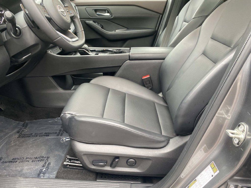 Used 2023 Nissan Rogue SV w/ SV Premium B Package AWD/4WD image 19