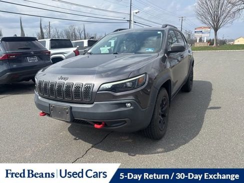 Used 2019 Jeep Cherokee Trailhawk image 18