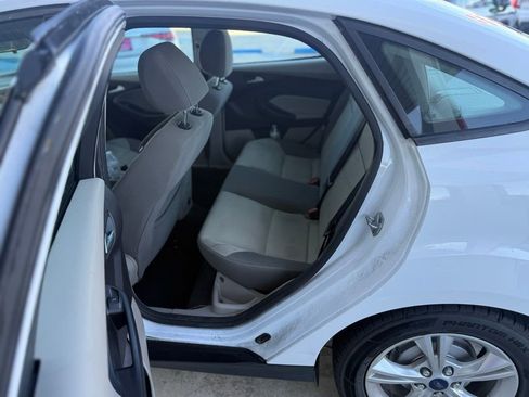 Used 2014 Ford Focus SE image 13