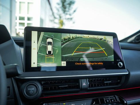 New 2026 Toyota Prius Plug-In Hybrid image 25