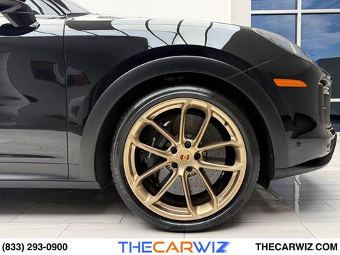 Used 2023 Porsche Cayenne Turbo GT image 31
