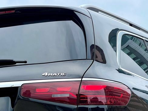 Certified 2026 Mercedes-Benz GLS 450 4MATIC image 10