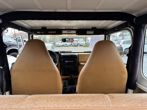 Used 1998 Jeep Wrangler Sport image 10