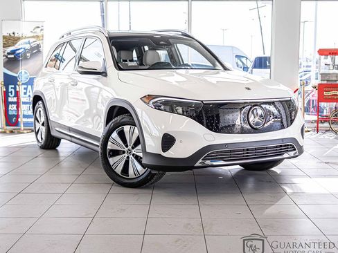 Used 2024 Mercedes-Benz EQB 300 4MATIC w/ Winter Package image 6