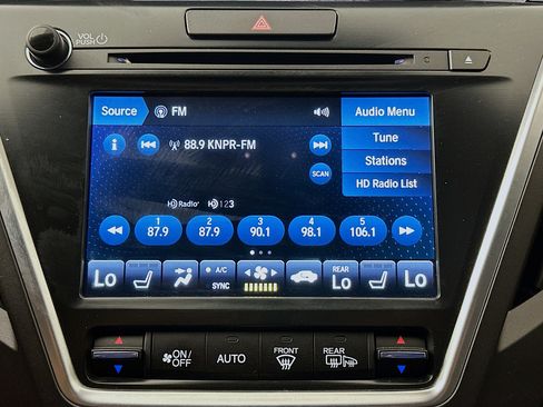 Used 2020 Acura MDX SH-AWD w/ Technology Package image 21