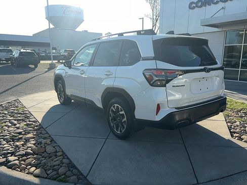 Certified 2026 Subaru Forester Premium w/ Base/Premium Package image 8