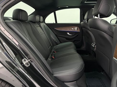 Used 2022 Mercedes-Benz E 350 Sedan image 22