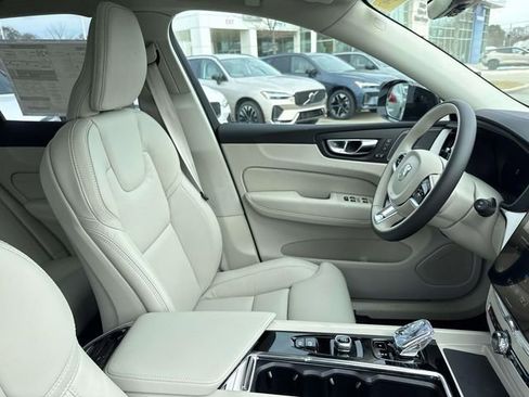 New 2026 Volvo XC60 B5 Ultra w/ Climate Package image 13