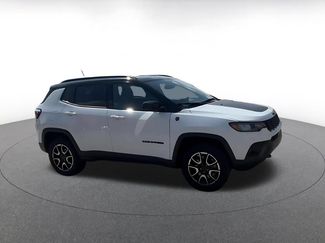Used 2025 Jeep Compass Trailhawk AWD/4WD video 2