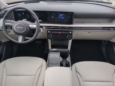 New 2026 Hyundai Tucson Limited image 18